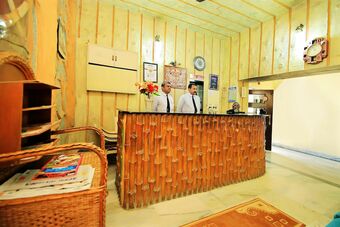 Hotel Chandrawati Palace