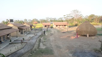 Hotel Tharu Community Lodge