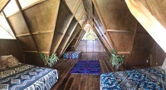 Hostal Wild Child Village