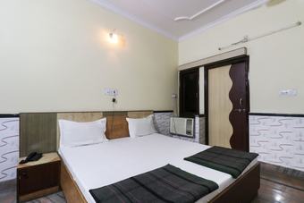 Spot On 49918 Hotel Ganapati