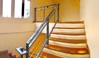 Hotel Two Seasons Executive Suites