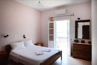 Apartamentos Skalia Mountain- Sea