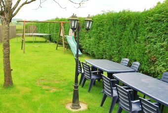 Apartamentos House With 4 Bedrooms In Bertrix, With Enclosed Garden And Wifi