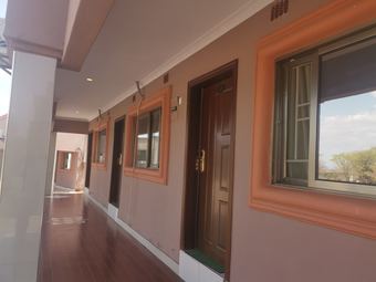 Bed & Breakfast Mthuzi Nadi Lodge