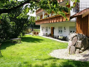 Hotel G�stehaus R�ger