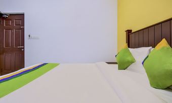 Hotel Treebo Moidus Heritage