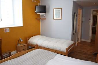 Hotel Auberge De Saint Julien Aux Bois