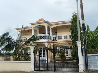 Hotel La Mirage Residence Guest House