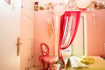 Luxurious Villa With Pool Near The Beach