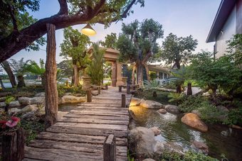 Tolopoti Hotel & Resort