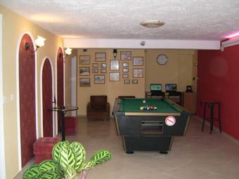 Hostal Hotel Pasians