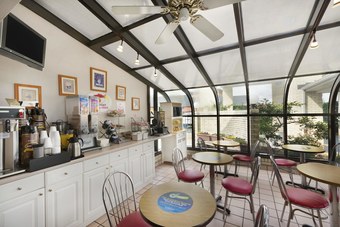 Hotel Super 8 By Wyndham Lancaster