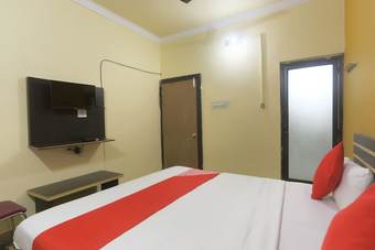 Oyo 48884 Hotel Trishakti