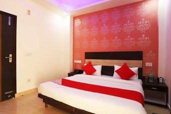 Hotel Oyo 42619 Diamond Key Residency