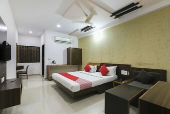 Oyo 61424 Hotel Vrindavan