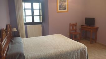 Hostal Hospeder�a Nuestra Se�ora De Cod�s