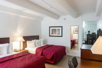 Hotel Lamplighter Inn