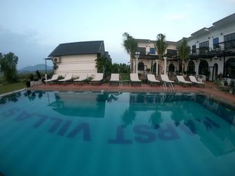 Hotel Karst Villas Phong Nha