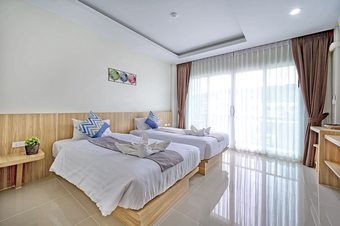 Hotel The Beach At Klong Muang