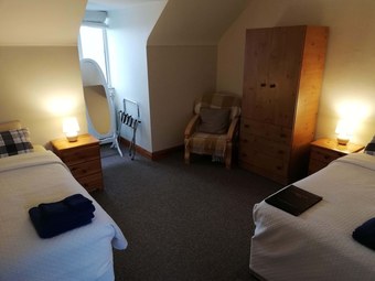 Bed & Breakfast Creamery Cross House