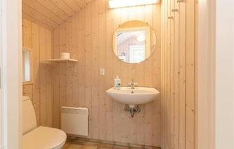 Holiday Home Vinkelvej Nex� II