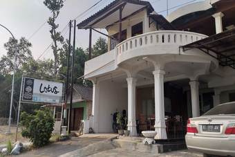 Hotel Oyo 1782 Lotus Guesthouse