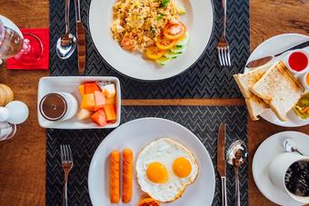 Hotel The Riviera Champasak