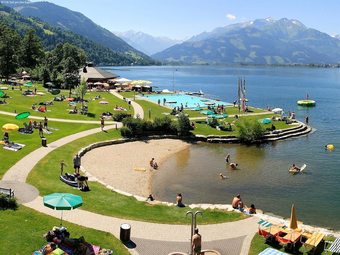 Lavish Apartment In Sankt Georgen With Balcony