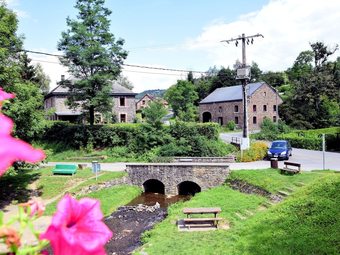 Quaint Holiday Home In Marcourt With Swimming Pool