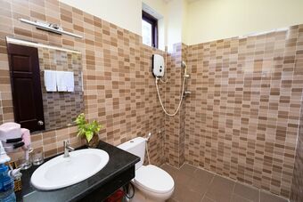 Hotel Hoang Bach Resrot