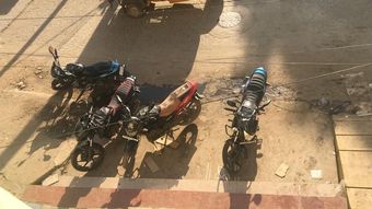 Hotel Iroomz Cpr Residency