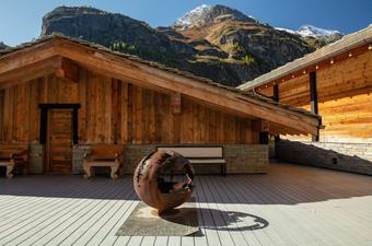 Chalet Raven