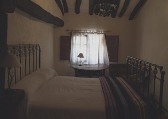 House With 4 Bedrooms In Villasur De Herreros, With Wonderful Lake View, Furnished Garden And Wifi