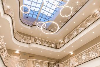 Hotel Emerald Suites