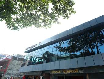 Spot On 701 Hotel Shubharatri