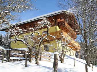 Modern Chalet In Wagrain With Balcony
