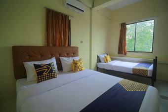 Hostal Spot On 2305 Andys Nur Penginapan