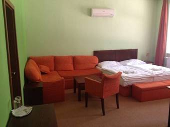 Hotel Cosmopolitan Senec