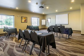 Hotel Cobblestone Inn & Suites - Holdrege
