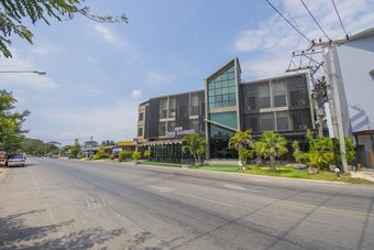 Hotel Oyo Canal Happiness