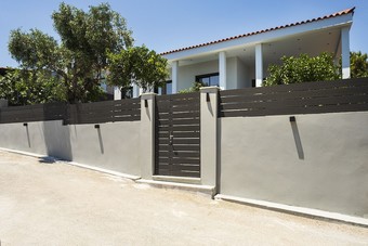 Luxurious Sea View House With Spa & Garden