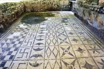 House With 5 Bedrooms In Brancaleone Marina, With Wonderful Sea View, Enclosed Garden And Wifi - 200 M From The Beach