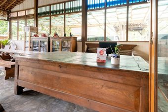 Hotel Oyo 2168 Mettaloka Guesthouse