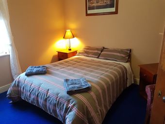 Madden's Commercial Hotel