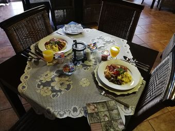 Hotel Acacia Guesthouse