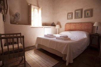 Agroturismo La Almu�a