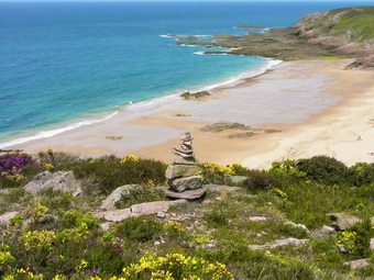 Beautiful Holiday Home With Large Garden In Brittany 1 Km From The Beach