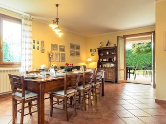 Luring Villa In Tuscany Hills With Barbecue