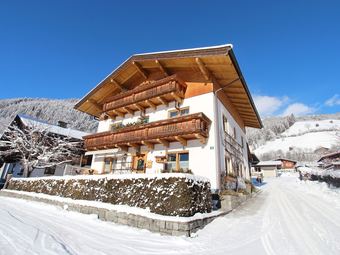 Sunny Apartment In Bramberg Am Wildkogel With Mountain View