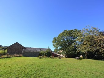 Beautiful Farmhouse With Private Garden In Lorc�